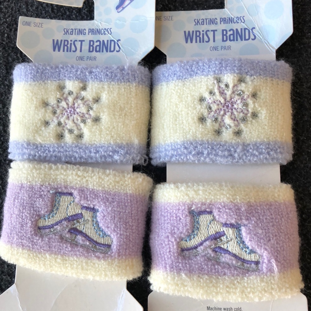 Gymboree Girls Skating Princess Ice Skating Wristbands 2 Pairs Size OS